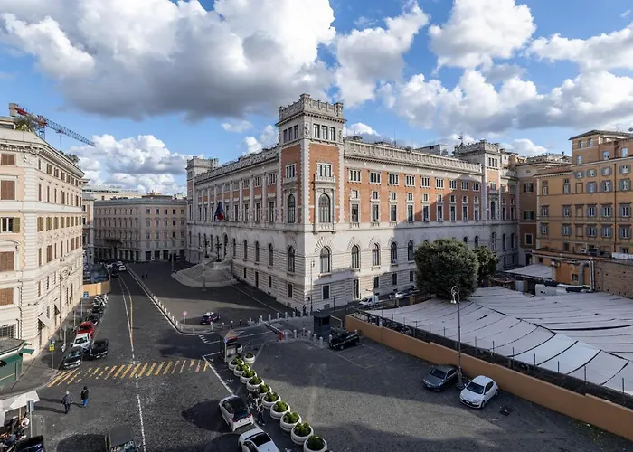 Parlamento Luxury Rome