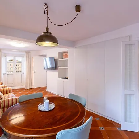 Parlamento Luxury Apartment Rome